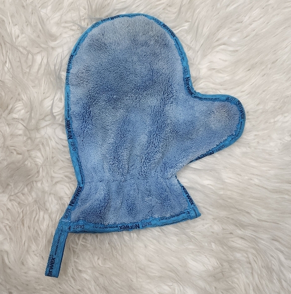 Norwex Dust Mitt - Picture 5 of 6